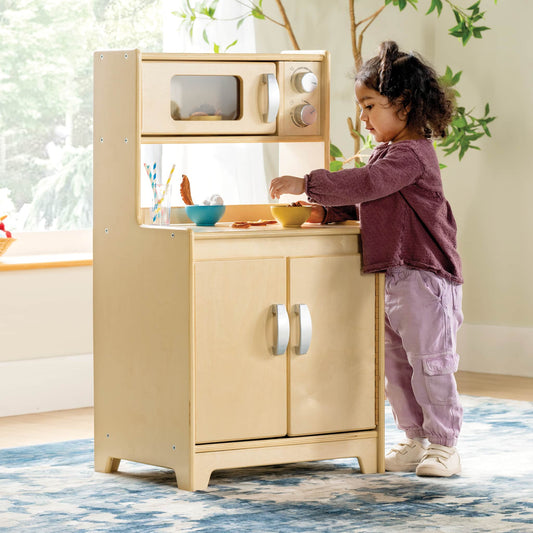 EdQ Kitchen Microwave and Cupboard