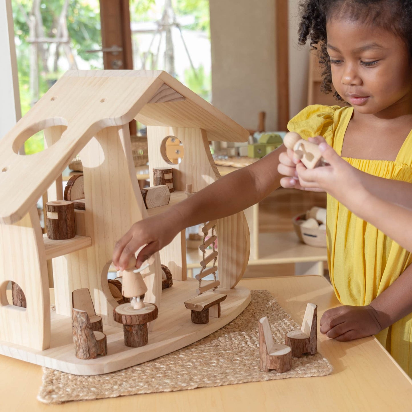 Woodlands Dollhouse Set