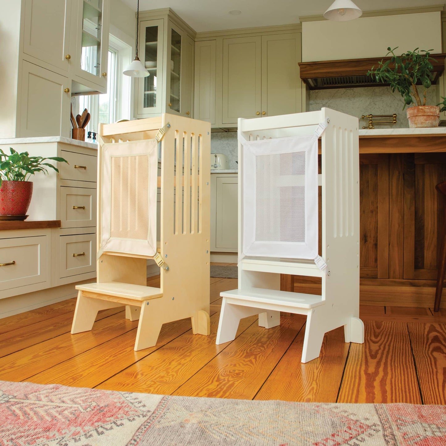 Jr. Contemporary Kitchen Helper Step-Up