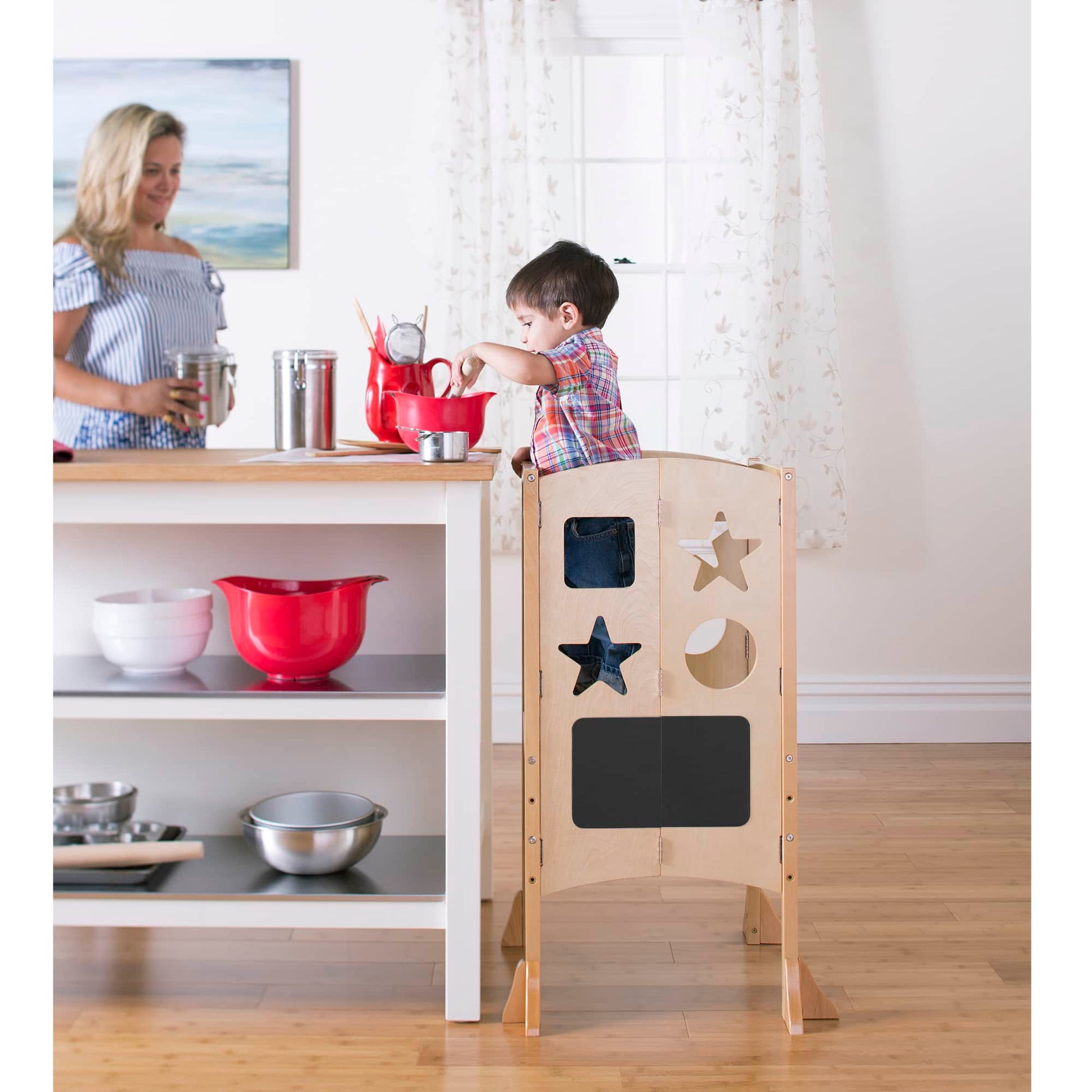 Classic Kitchen Helper® Toddler Tower