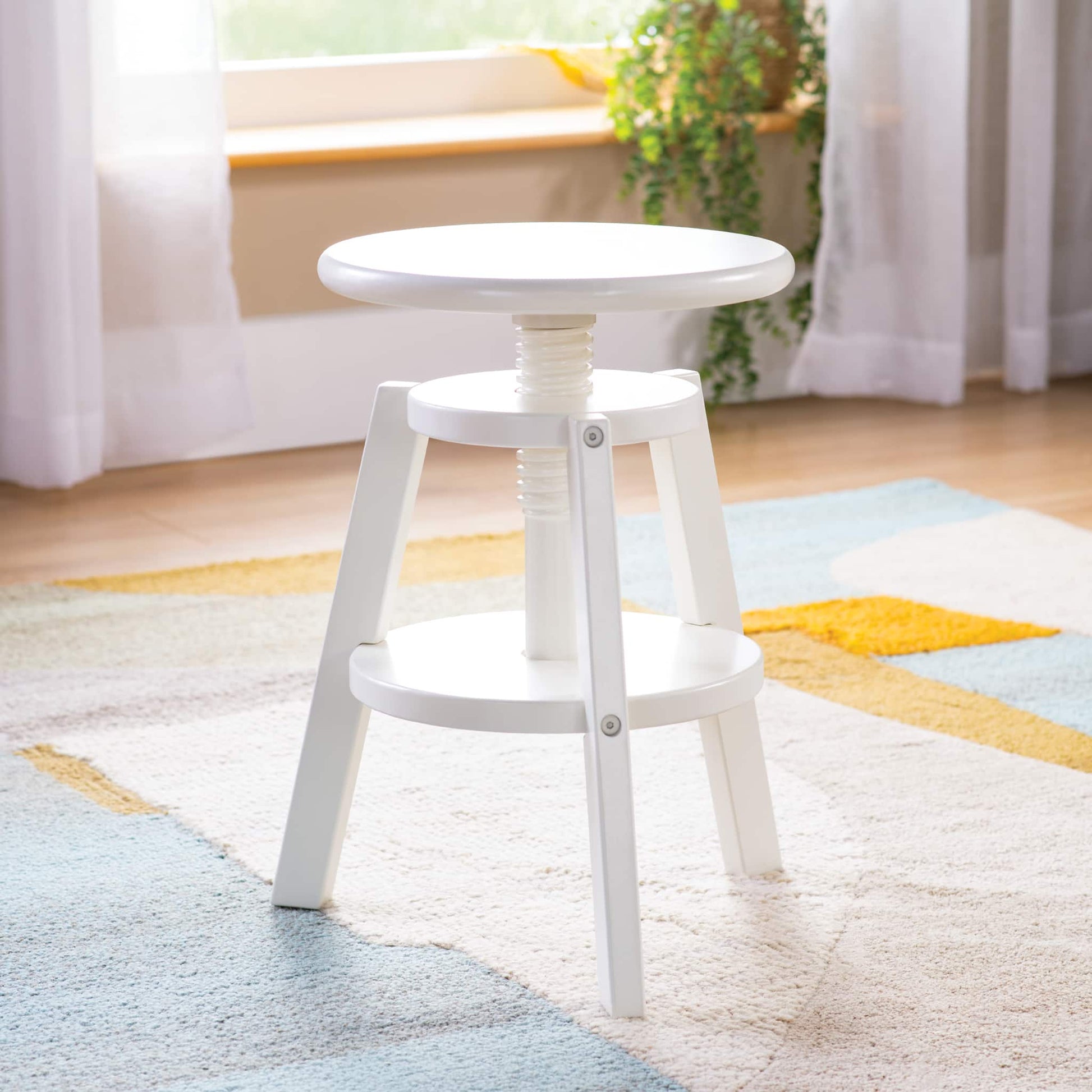 Adjustable Drafting Stool