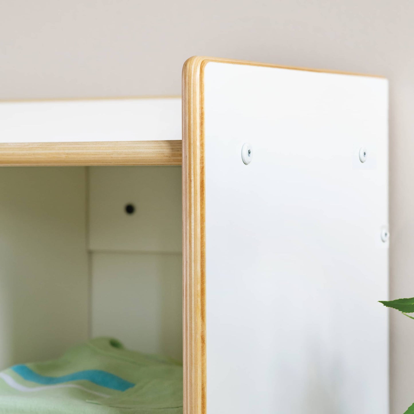 EdQ 10-Section Wall Mounted Locker